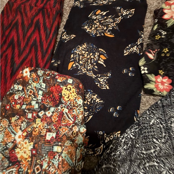 Colorful Patterned Skirts Collection - Picture 2 of 3